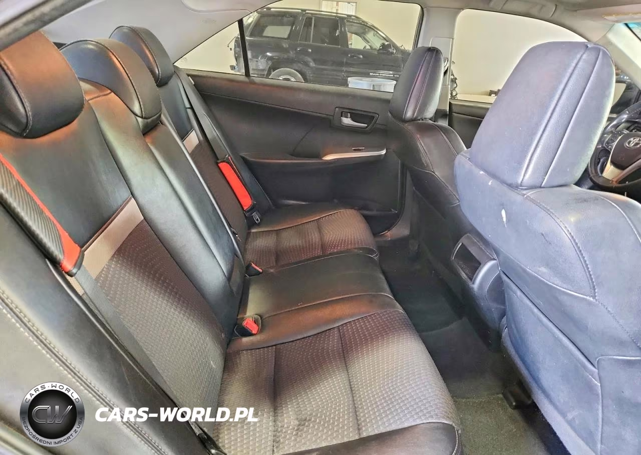 2014 Toyota Camry Se Sport VIN:4T1BF1FK4EU343217 - 10