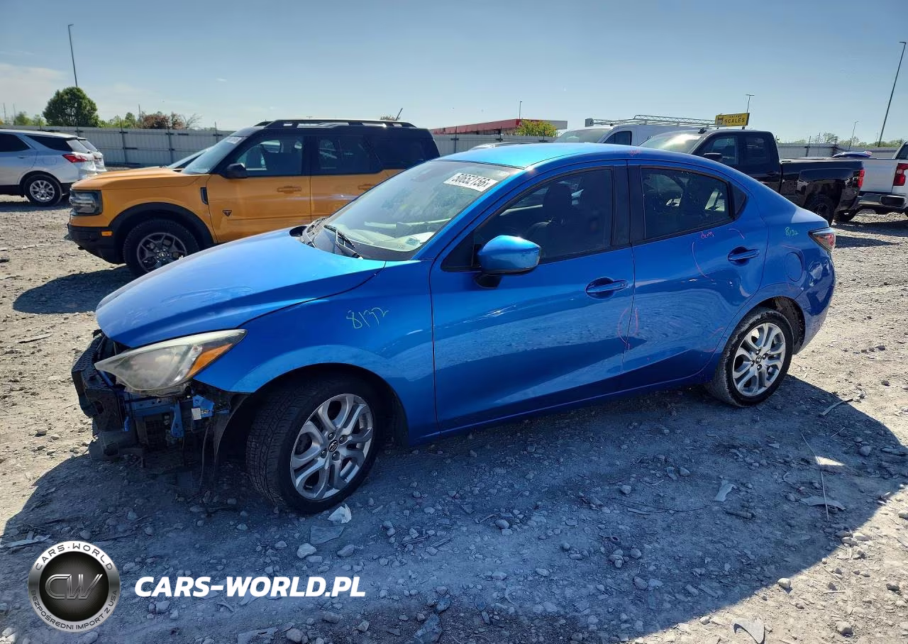 2018 Toyota Yaris Ia Base – zdjęcie 1 z 13
