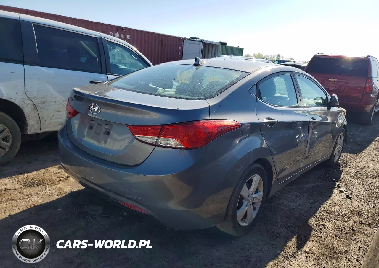 2012 Hyundai Elantra Gls VIN:5NPDH4AE3CH065055 - 3