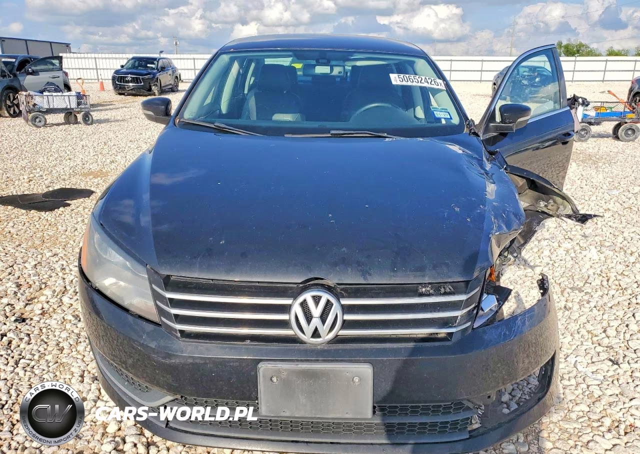 2013 Volkswagen Passat Se VIN:1VWBP7A31DC085082 - 11