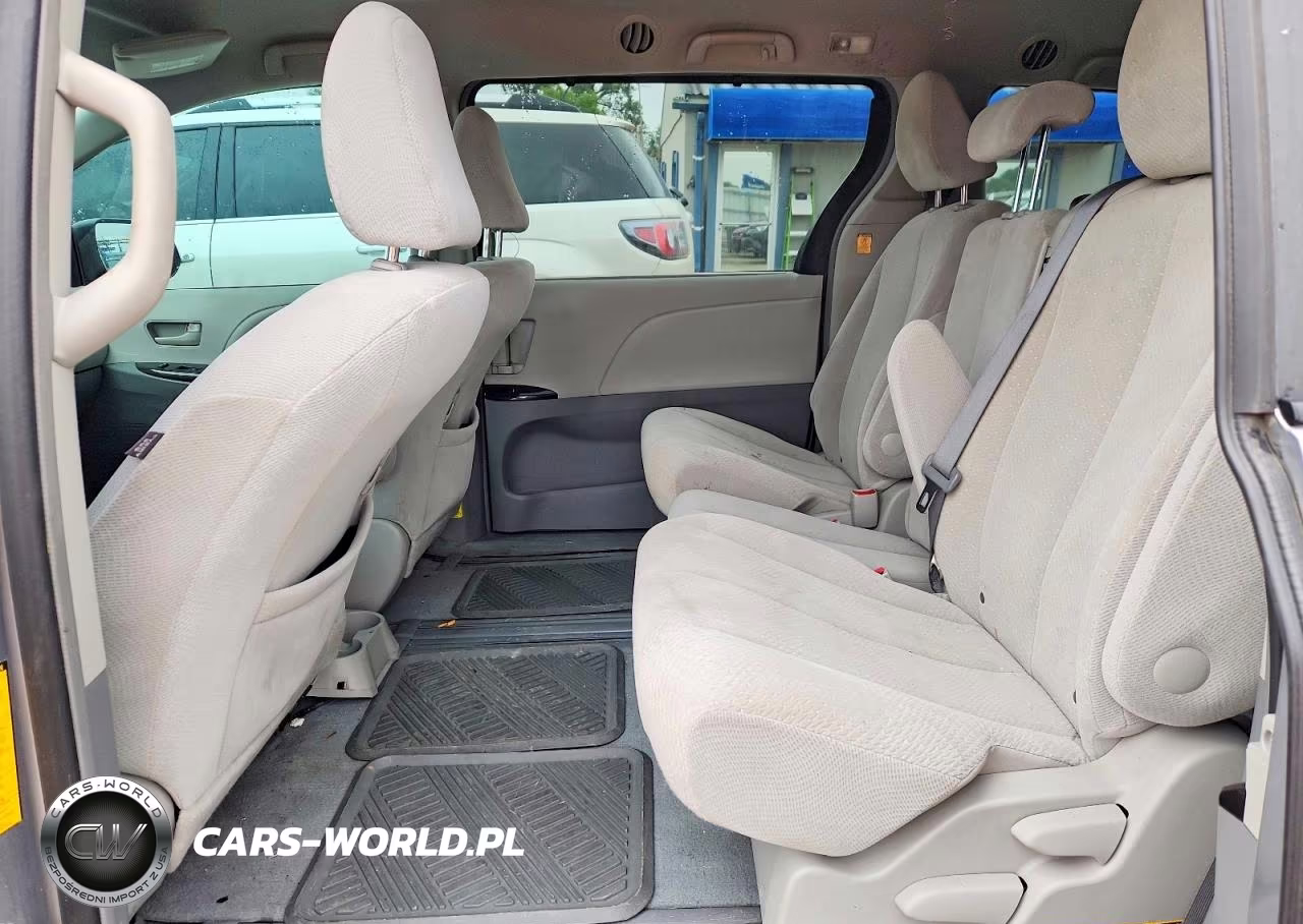 2013 Toyota Sienna Le VIN:5TDKK3DC8DS379857 - 11