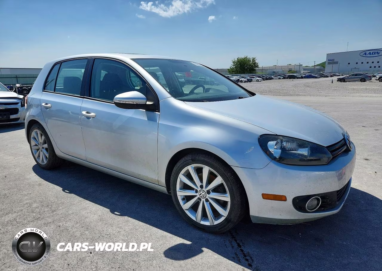 2013 Volkswagen Golf VIN:WVWDM7AJ4DW029493 - 4