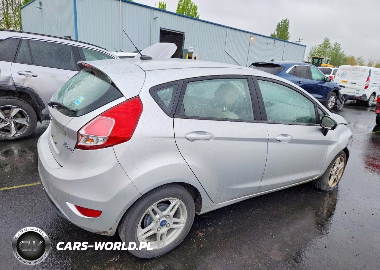 2019 Ford Fiesta VIN:3FADP4EJ5KM108061 - 3