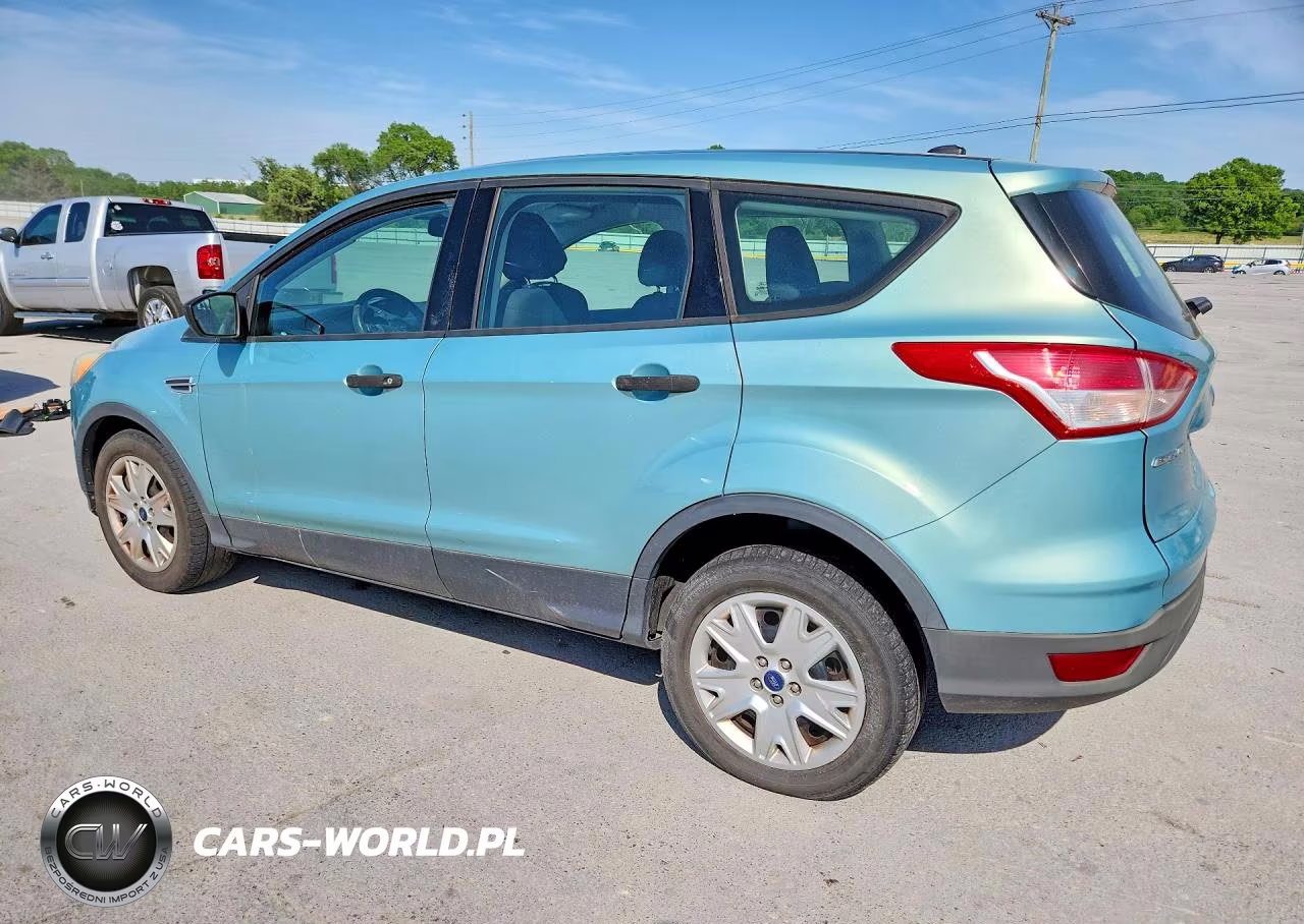 2013 Ford Escape S VIN:1FMCU0F79DUC42060 - 2