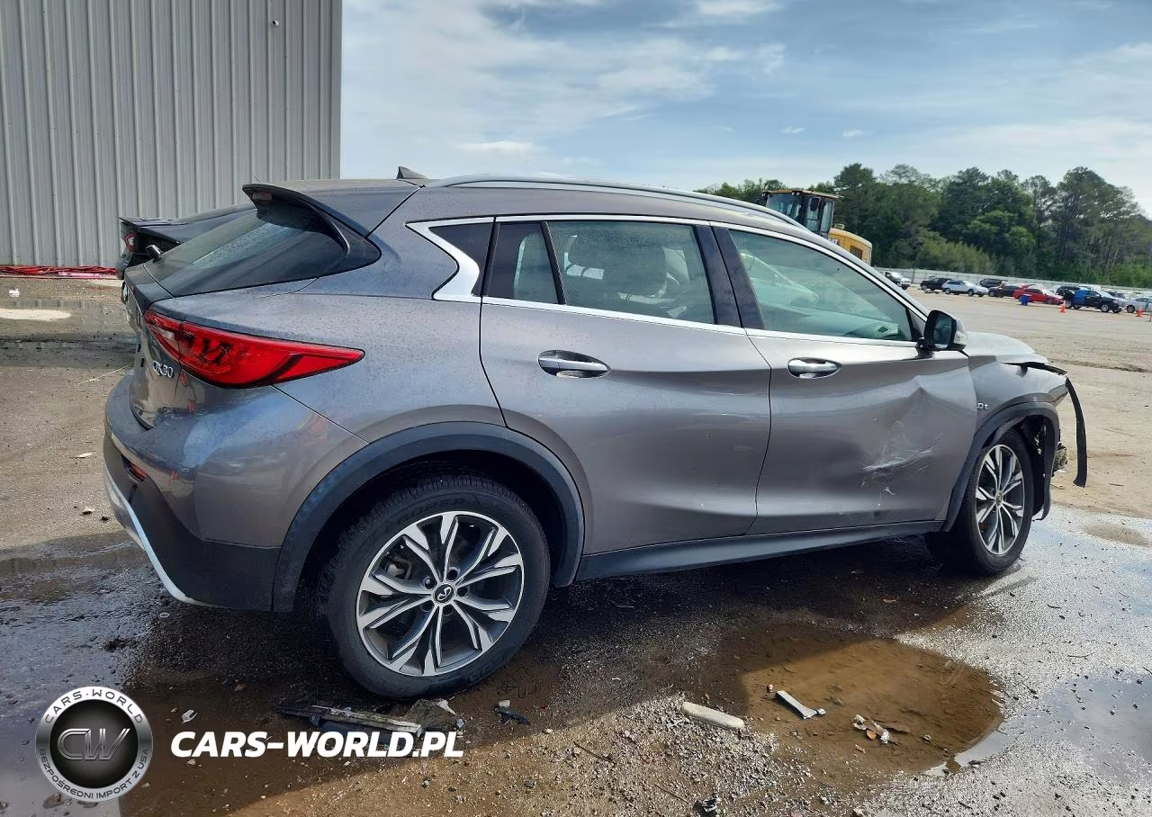 2019 Infiniti Qx30 Luxe VIN:SJKCH5CR4KA006777 - 3