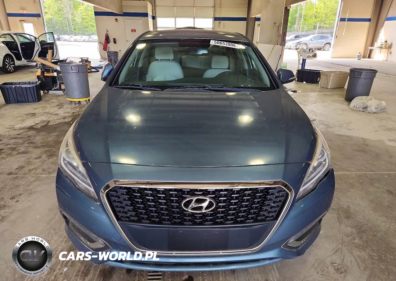 2016 Hyundai Sonata Hybrid VIN:KMHE24L16GA033211 - 5