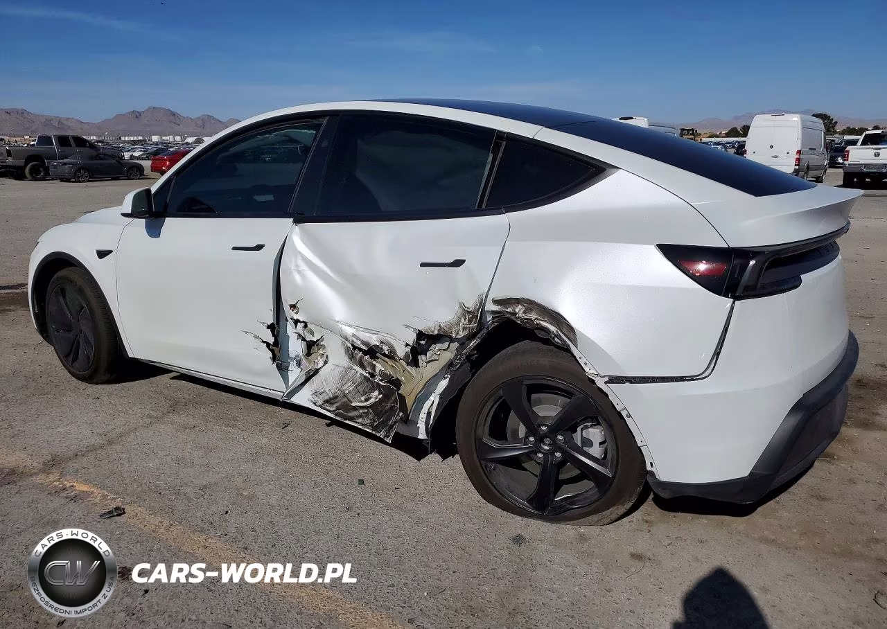 2026 Tesla Model Y VIN:7SAYGDED5TF413834 - 2