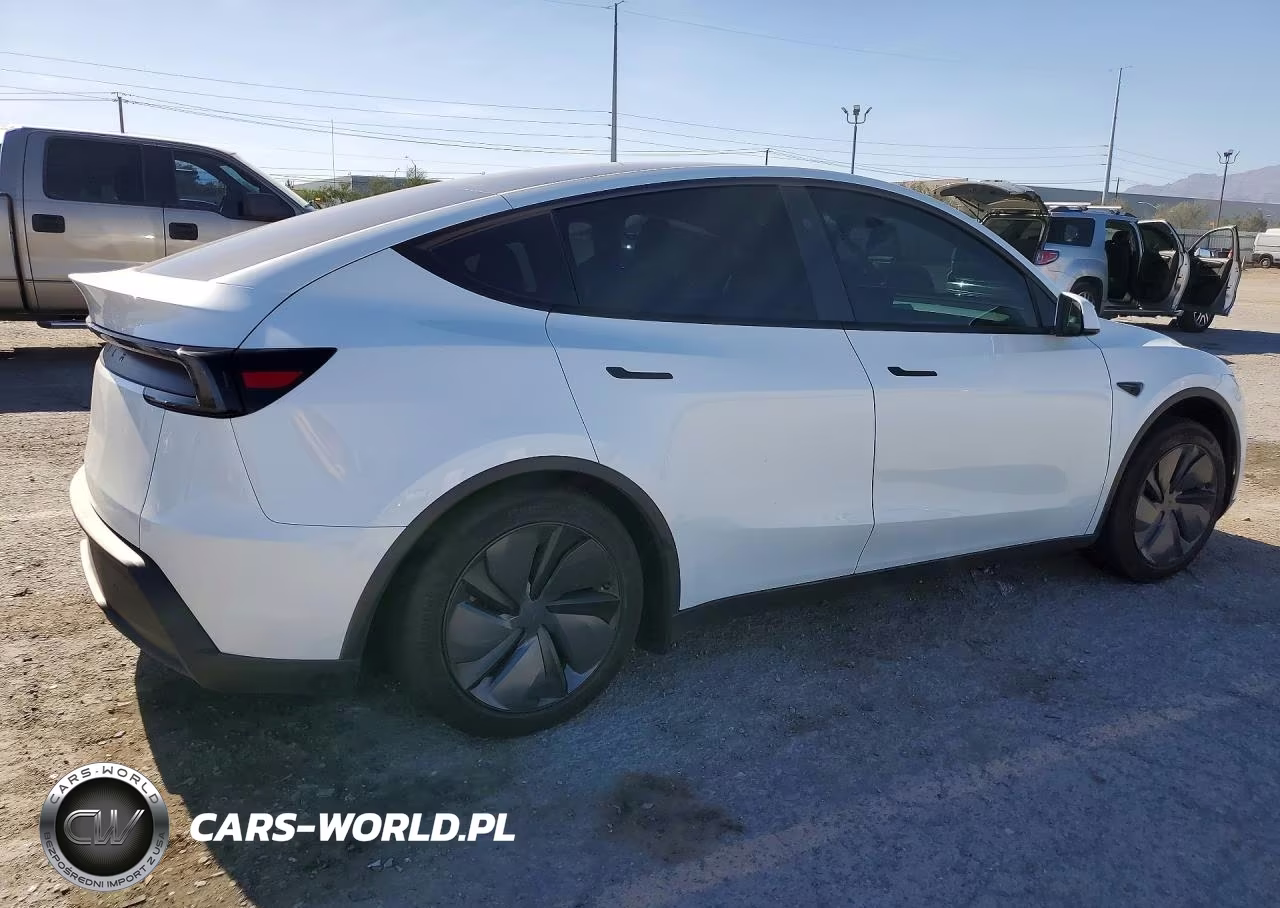 2026 Tesla Model Y VIN:7SAYGDED5TF413834 - 3