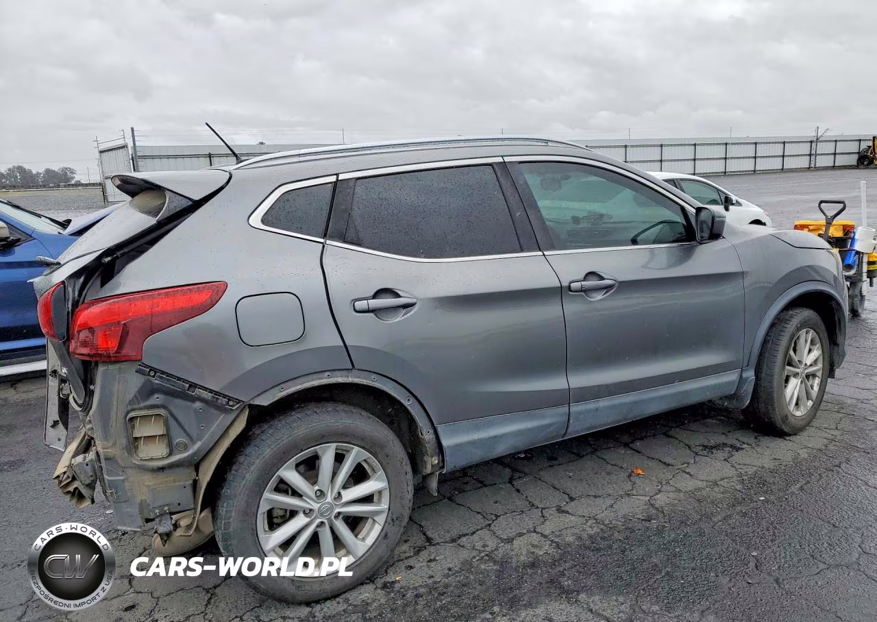 2018 Nissan Rogue Sport Sv VIN:JN1BJ1CP1JW106172 - 3