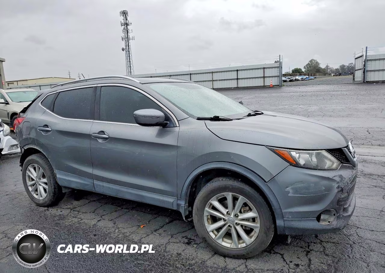 2018 Nissan Rogue Sport Sv VIN:JN1BJ1CP1JW106172 - 4