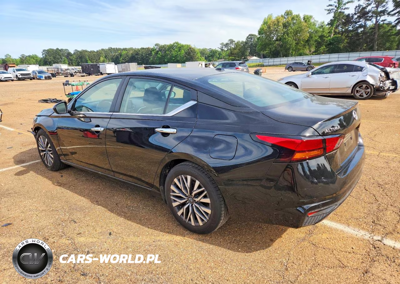 NISSAN ALTIMA SV VIN:1N4BL4DVXPN348890 - 2