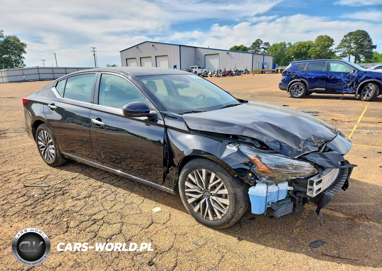NISSAN ALTIMA SV VIN:1N4BL4DVXPN348890 - 4