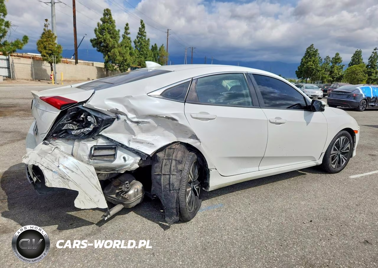 2017 Honda Civic Ex VIN:2HGFC1F33HH652547 - 3