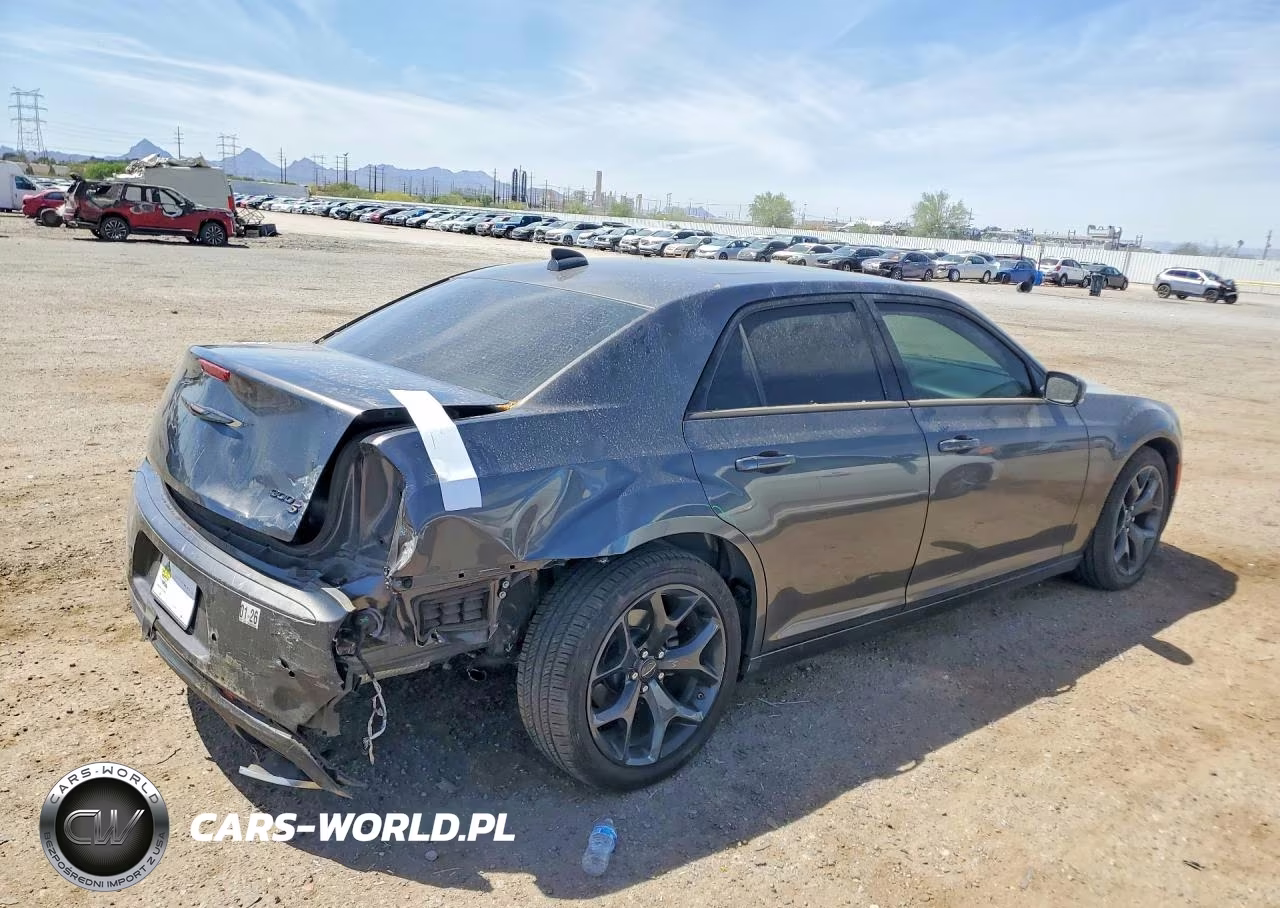 2022 Chrysler 300 S VIN:2C3CCABG5NH236400 - 3
