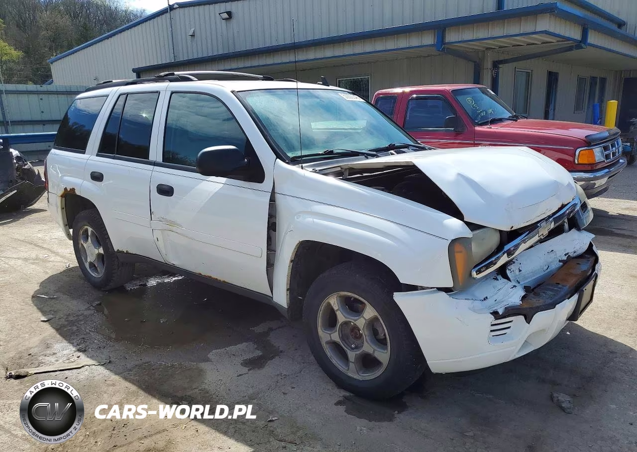 2007 Chevrolet Trailblazer Ls VIN:1GNDT13S972208217 - 4