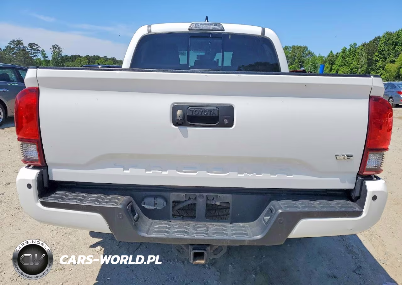 2018 Toyota Tacoma Trd Sport VIN:3TMCZ5AN7JM150146 - 6