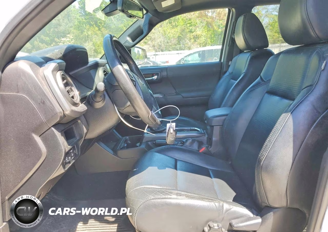 2018 Toyota Tacoma Trd Sport VIN:3TMCZ5AN7JM150146 - 7