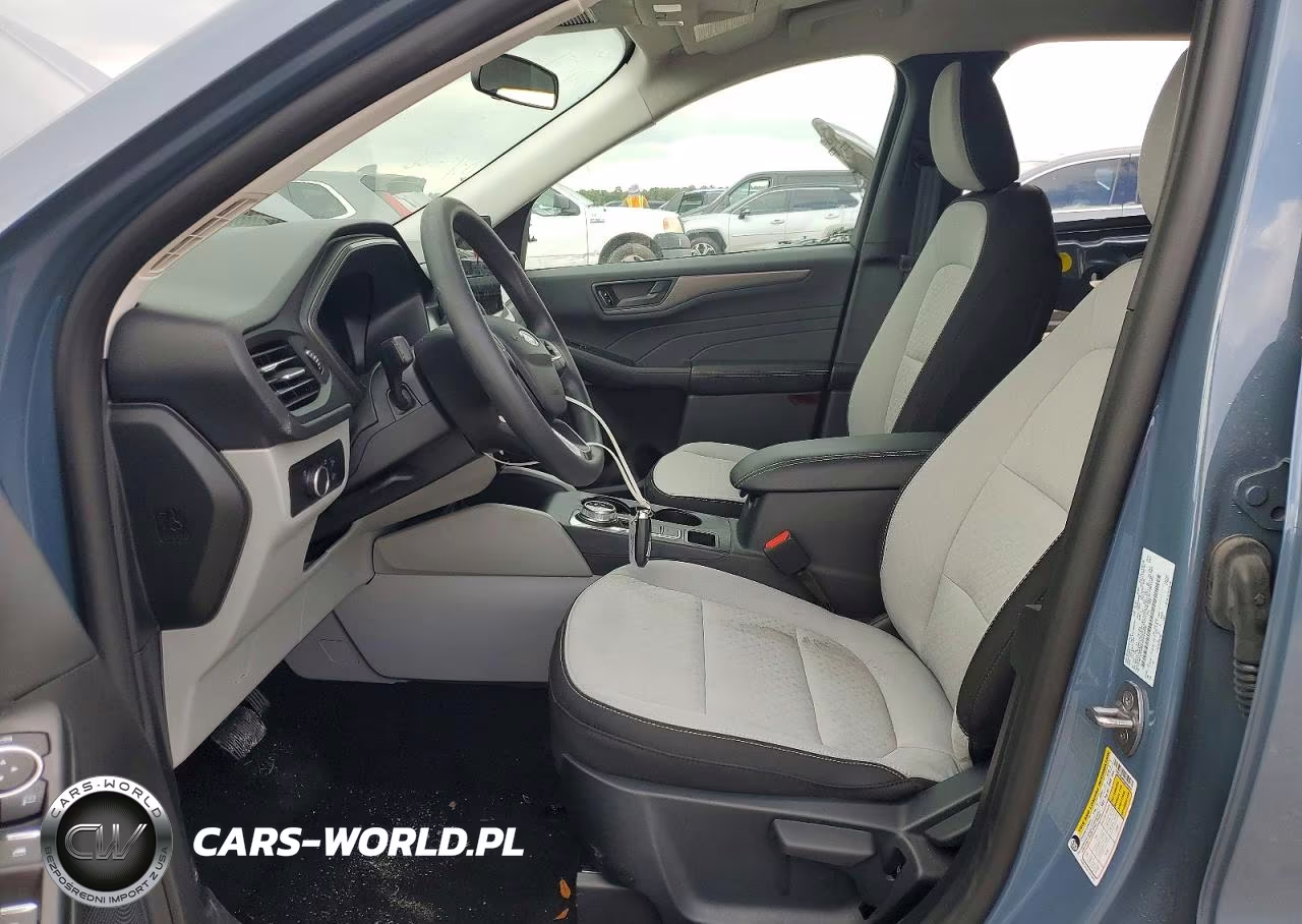 2025 Ford Escape Active VIN:1FMCU9GN8SUB44958 - 7