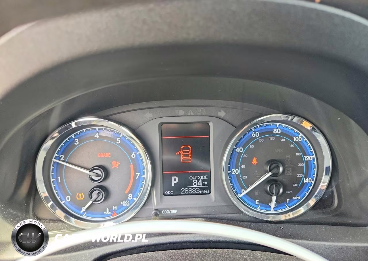 2017 Toyota Corolla VIN:2T1BURHE5HC815782 - 9