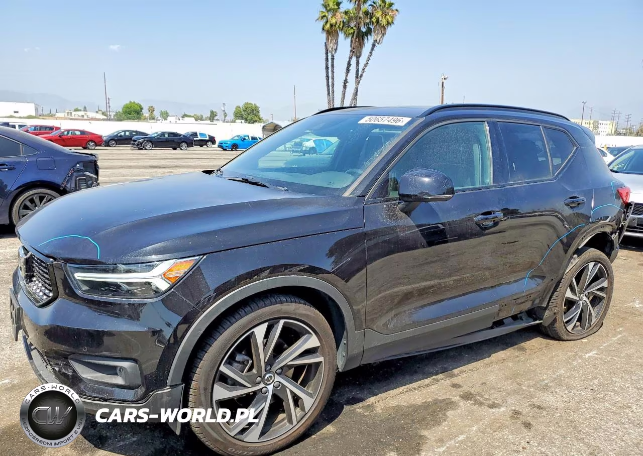2021 Volvo Xc40 T5 R-Design