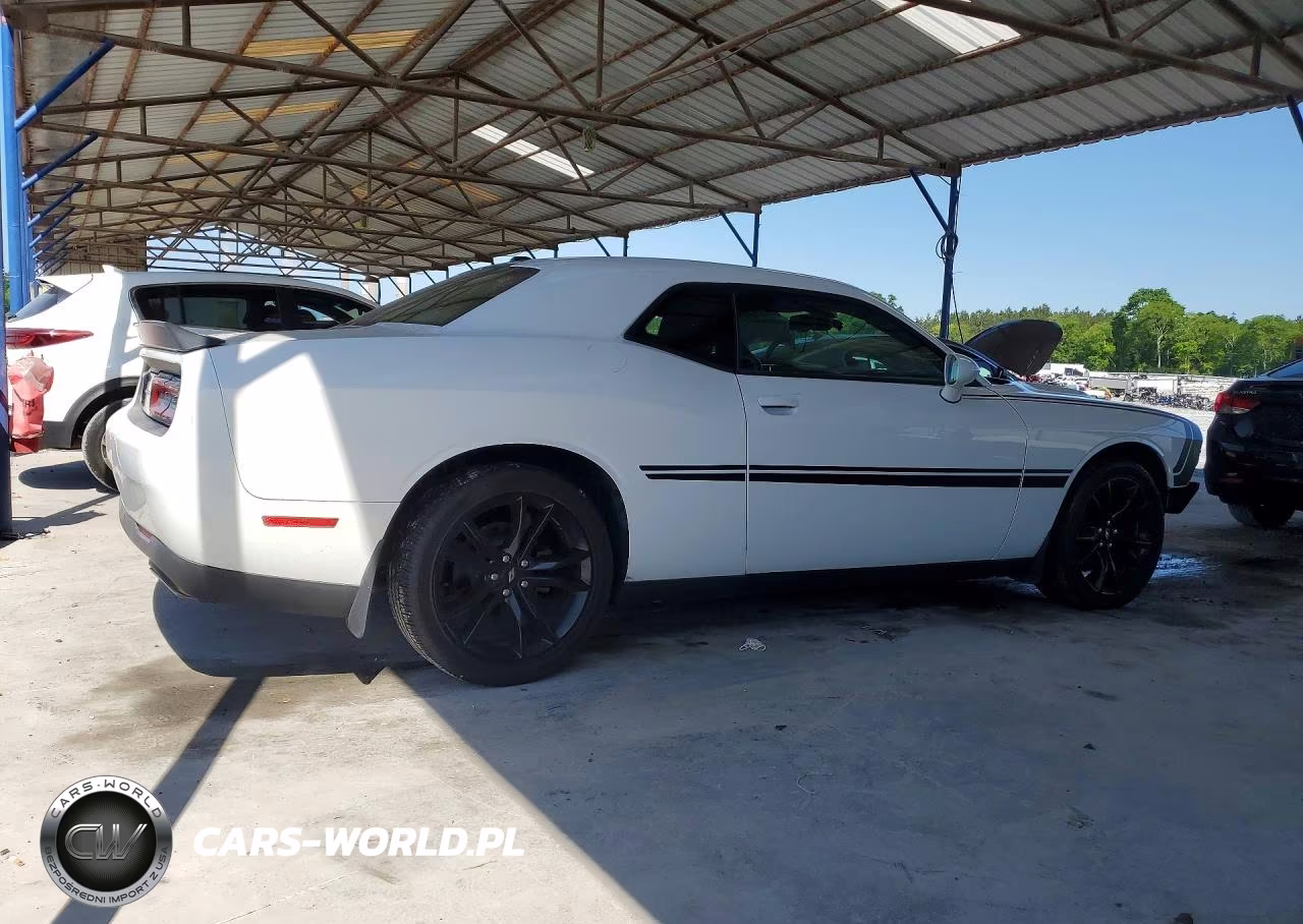 2017 Dodge Challenger Sxt VIN:2C3CDZAG8HH536076 - 3