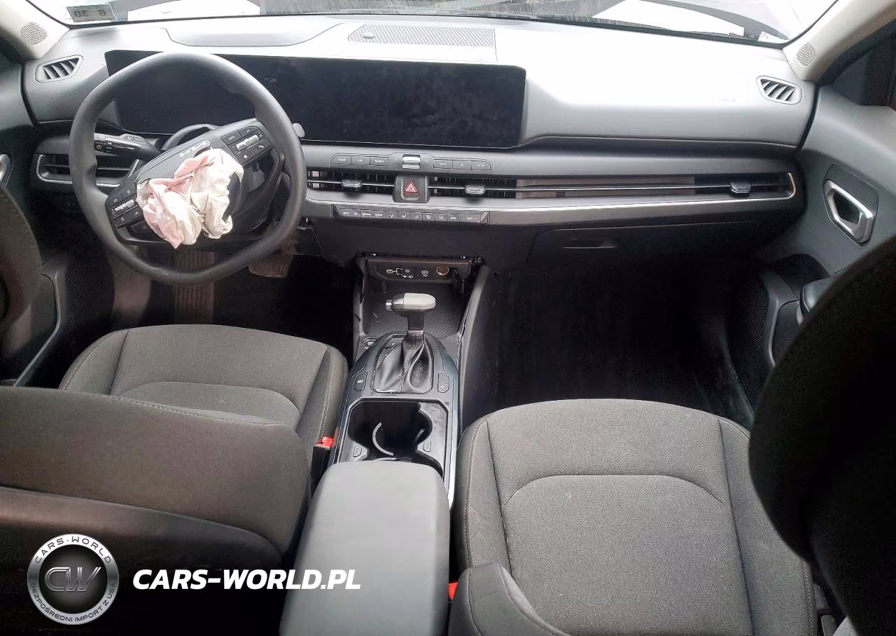 2025 Kia K4 Lxs VIN:3KPFT4DE5SE132373 - 8