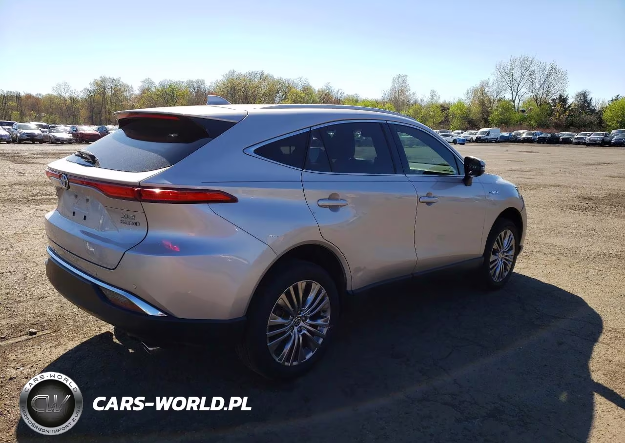 2021 Toyota Venza Xle VIN:JTEAAAAH4MJ048835 - 3