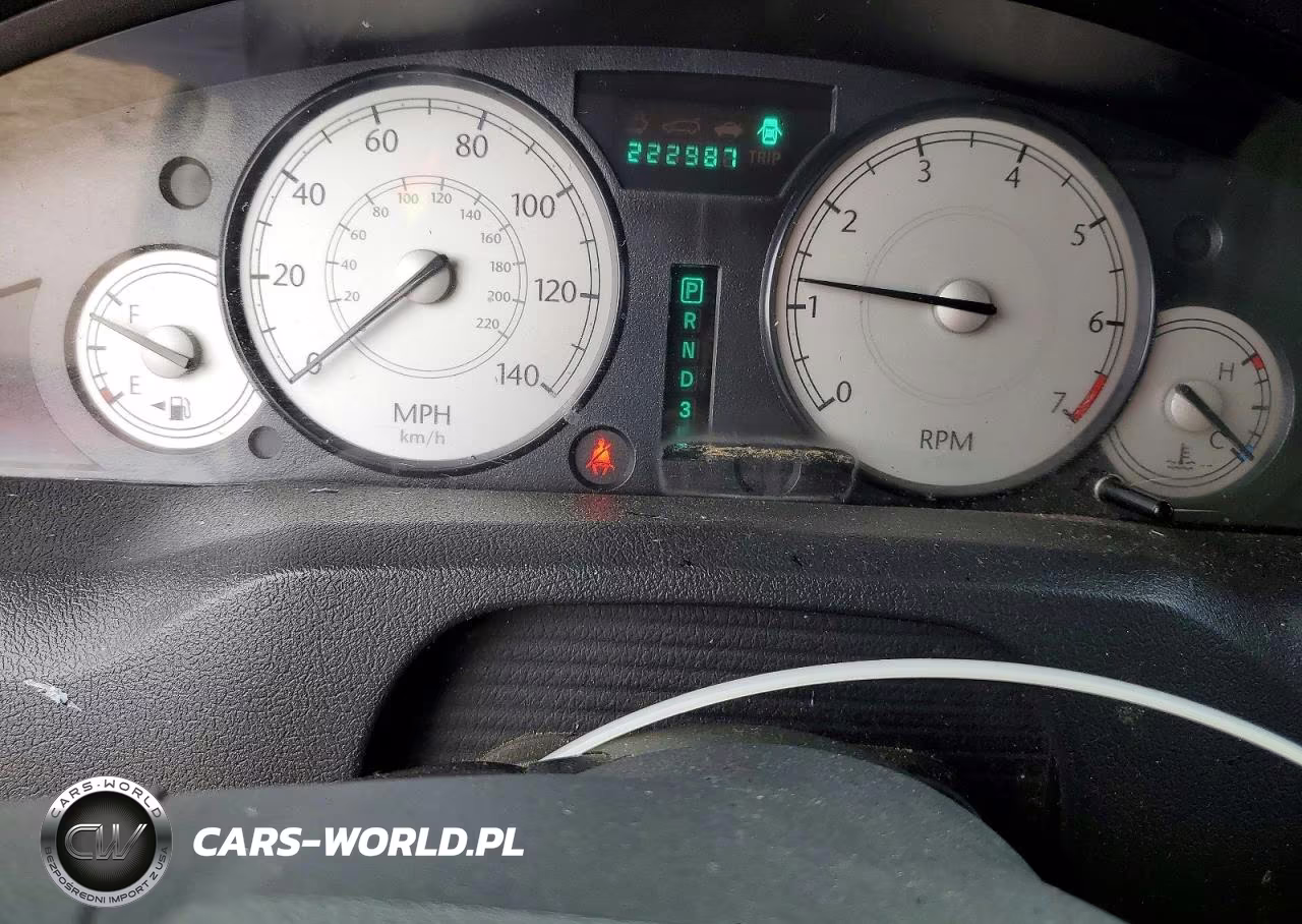 2005 Chrysler 300 Touring VIN:2C3JA53G25H672964 - 9