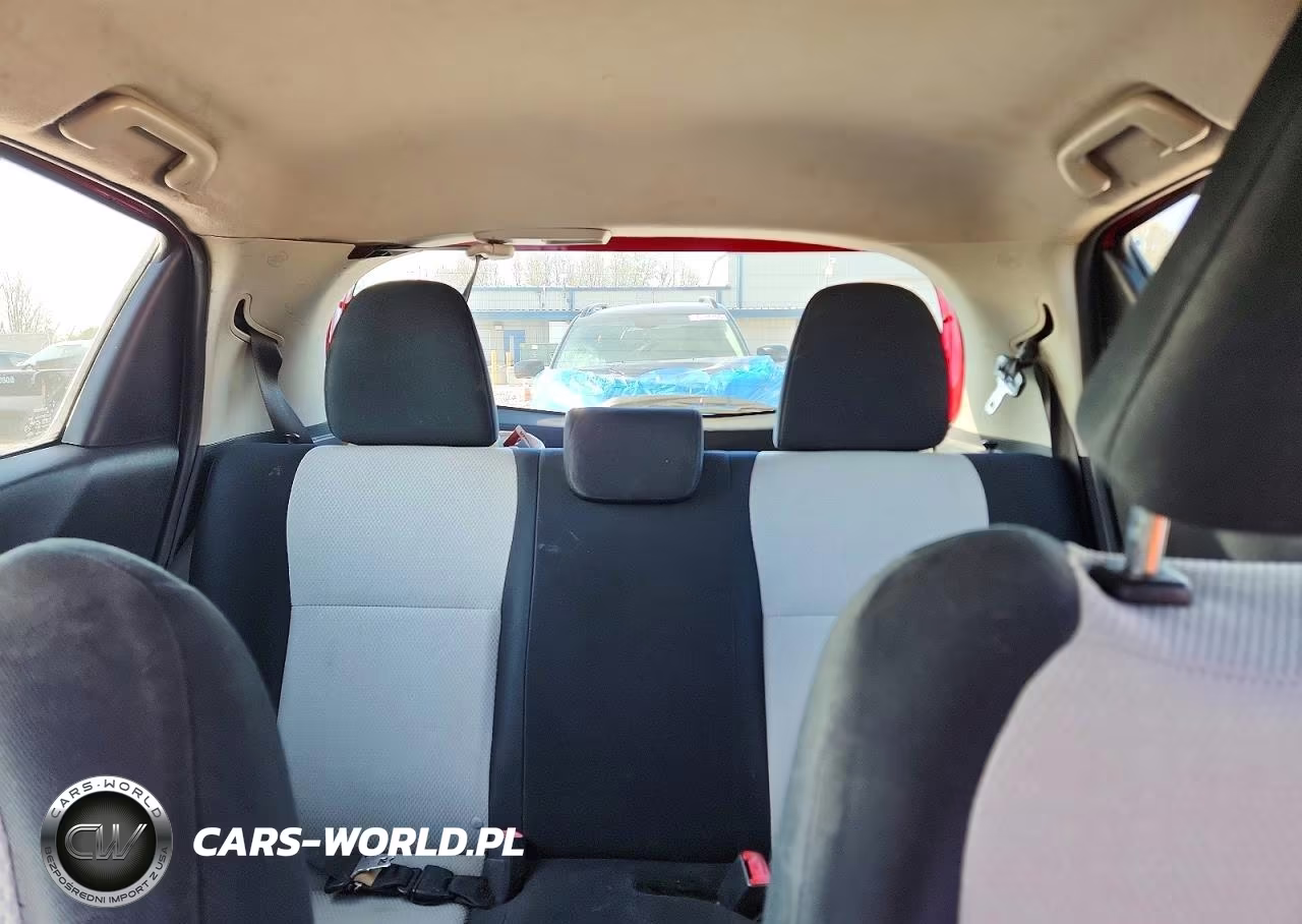 2012 Toyota Yaris 5-Door L VIN:JTDKTUD37CD530944 - 10