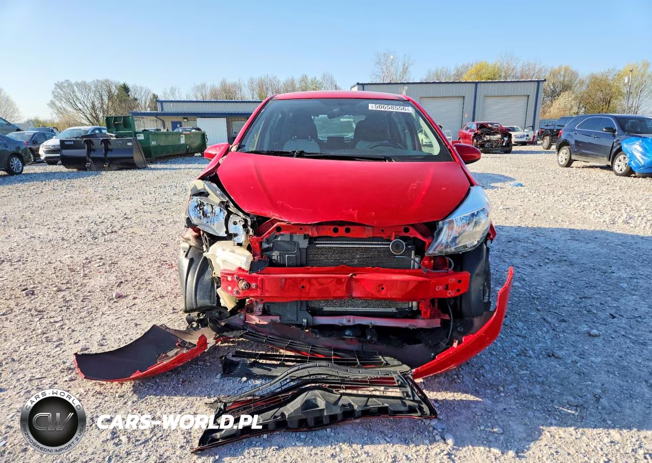 2012 Toyota Yaris 5-Door L VIN:JTDKTUD37CD530944 - 5