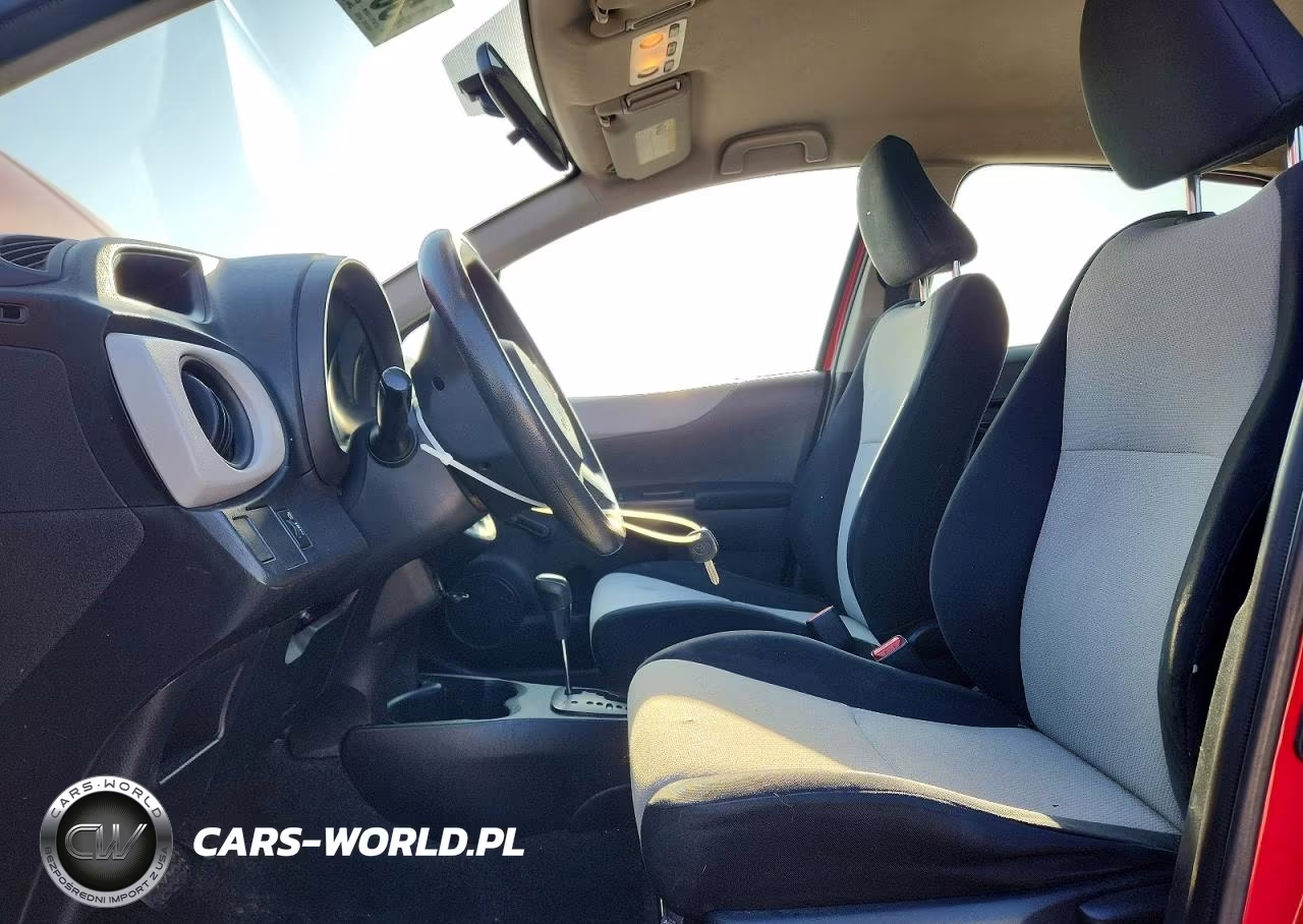 2012 Toyota Yaris 5-Door L VIN:JTDKTUD37CD530944 - 7