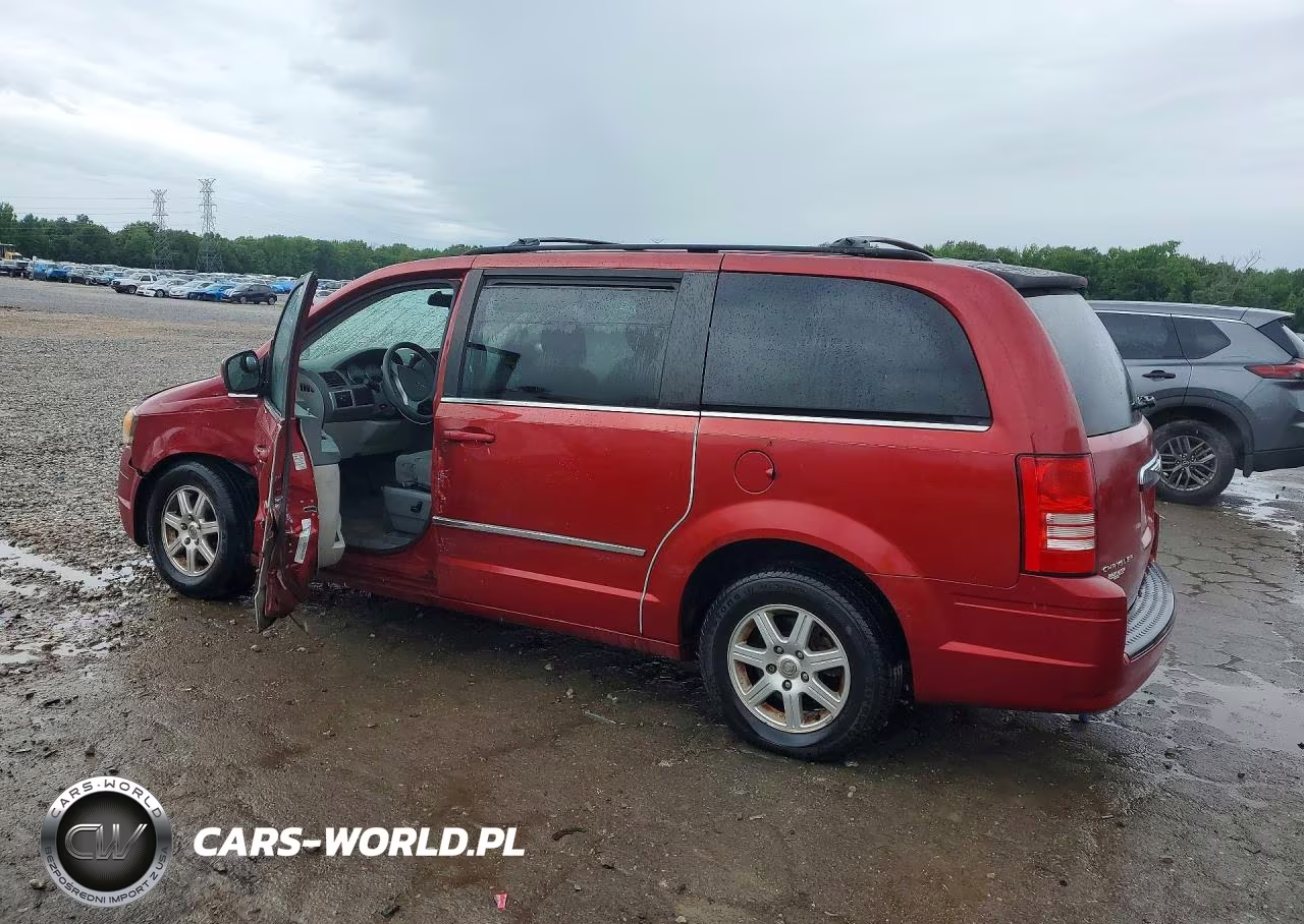 2010 Chrysler Town & Country Touring VIN:2A4RR5D17AR215017 - 2