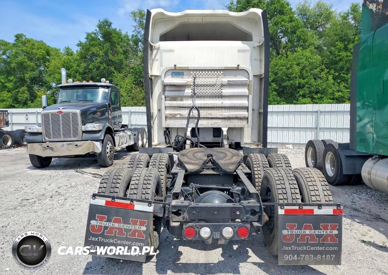 2021 Kenworth T680 Semi Truck VIN:1XKYDP9X7MJ442732 - 9