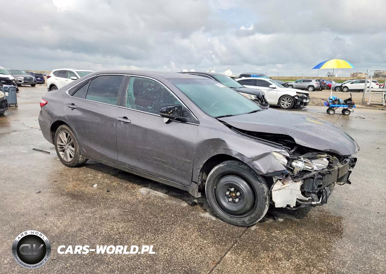 2017 Toyota Camry Se VIN:4T1BF1FK5HU320906 - 4