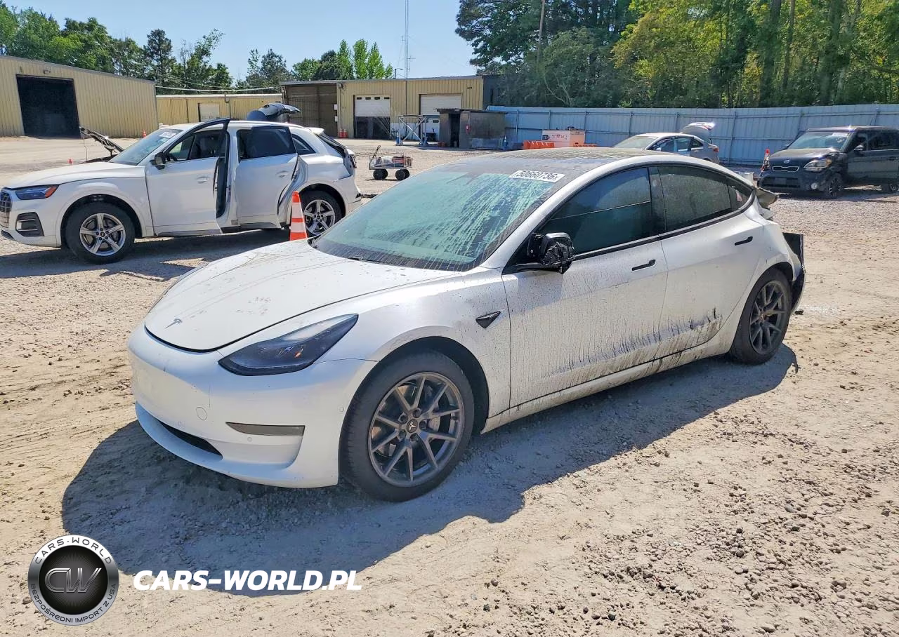 2021 Tesla Model 3 – zdjęcie 1 z 12