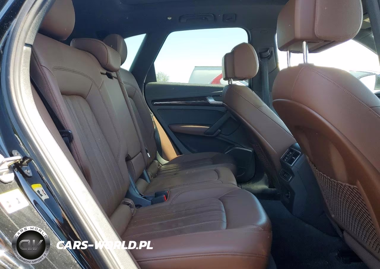 2018 Audi Q5 Premium VIN:WA1ANAFY2J2021442 - 11