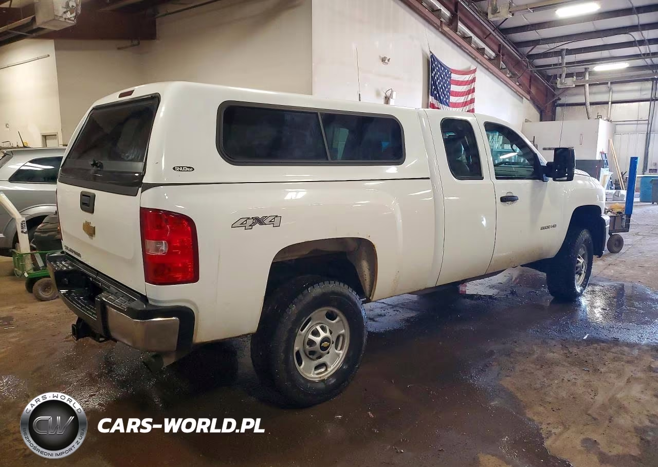 2011 Chevrolet Silverado K2500 Heavy Duty VIN:1GC2KVCGXBZ310616 - 3