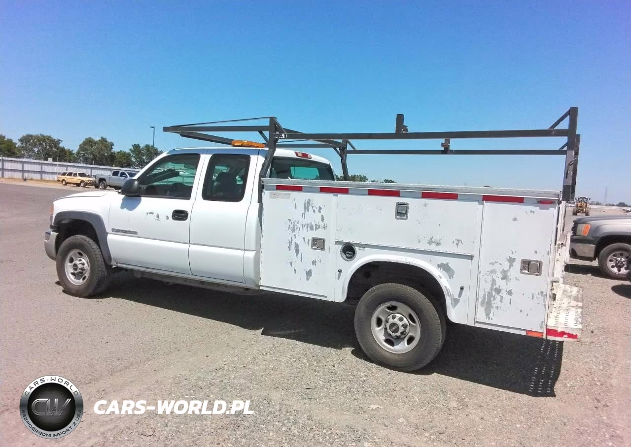 2004 GMC Sierra VIN:1GDHC29UX4E233481 - 2