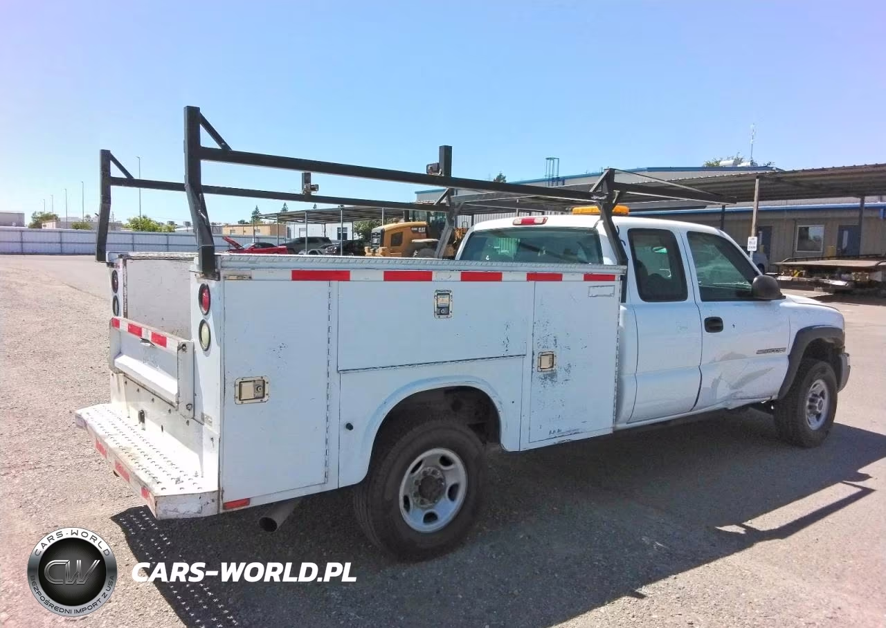 2004 GMC Sierra VIN:1GDHC29UX4E233481 - 3