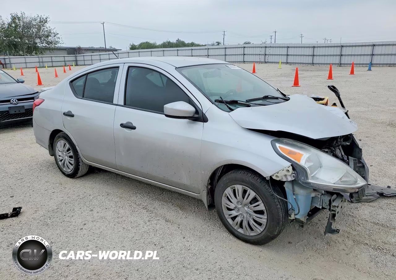 2017 Nissan Versa 1.6 S Plus VIN:3N1CN7AP3HL824529 - 4