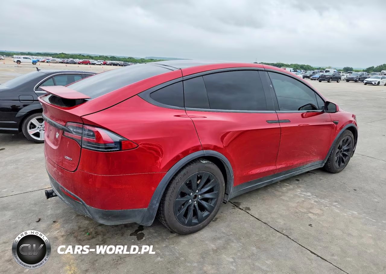 2017 Tesla Model X VIN:5YJXCDE28HF060211 - 3