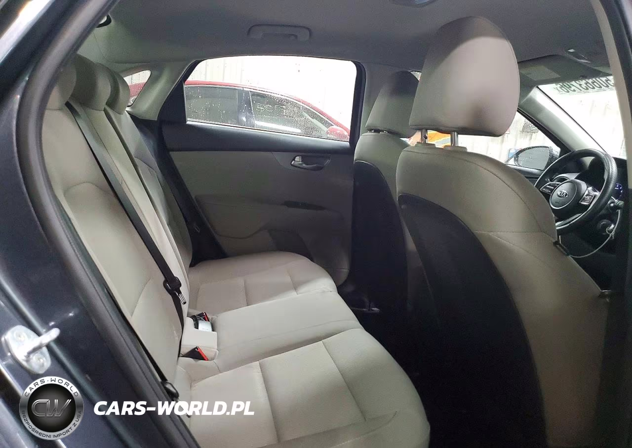 2021 Kia Forte Lxs VIN:3KPF24AD7ME407985 - 10