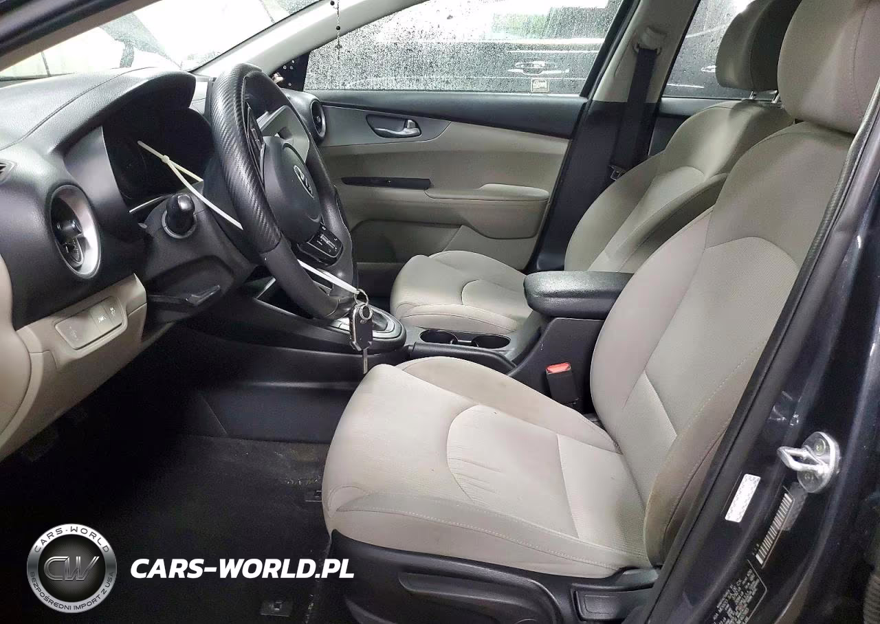 2021 Kia Forte Lxs VIN:3KPF24AD7ME407985 - 7