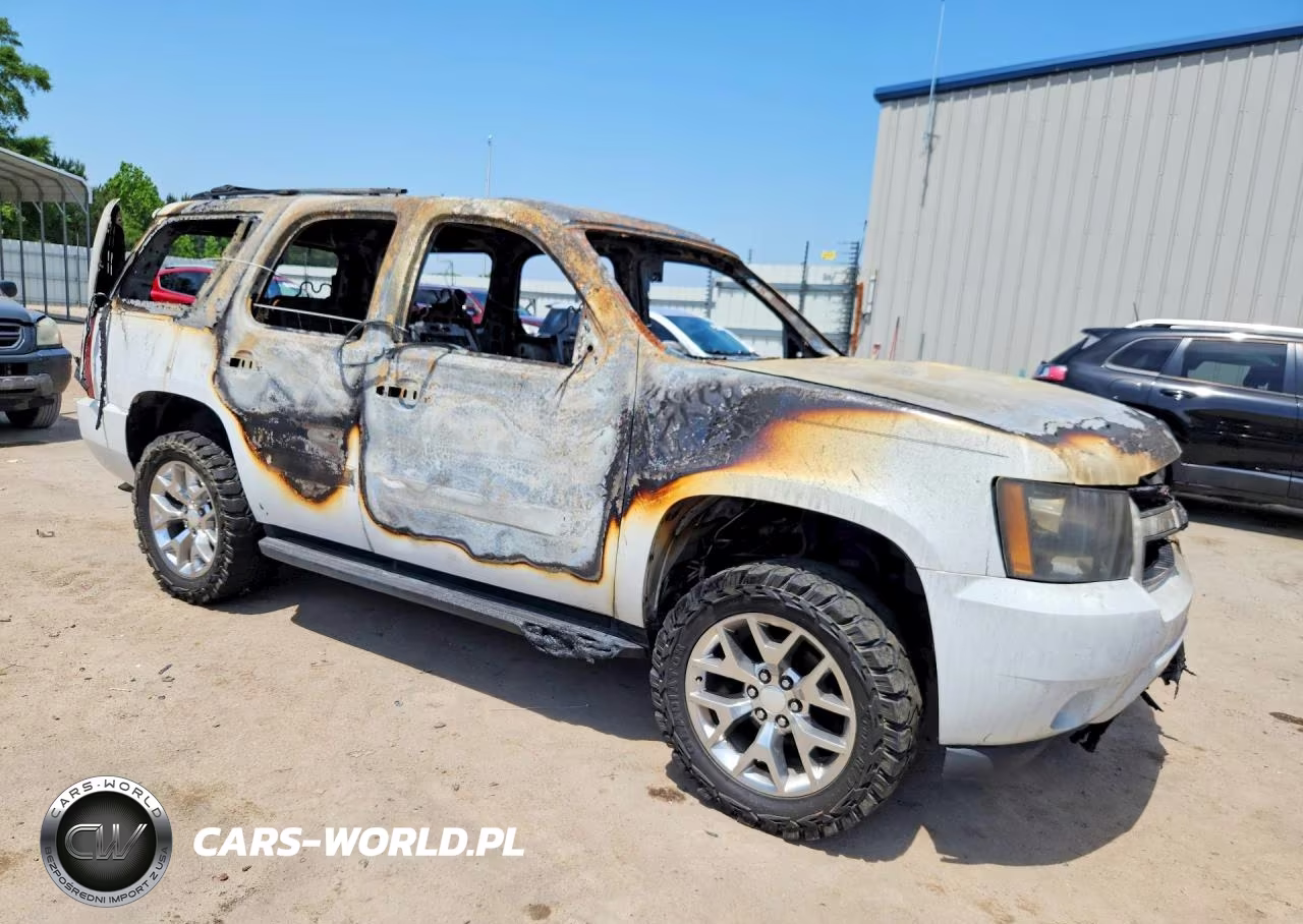 2010 Chevrolet Tahoe K1500 Ltz VIN:1GNUKCE08AR268532 - 4