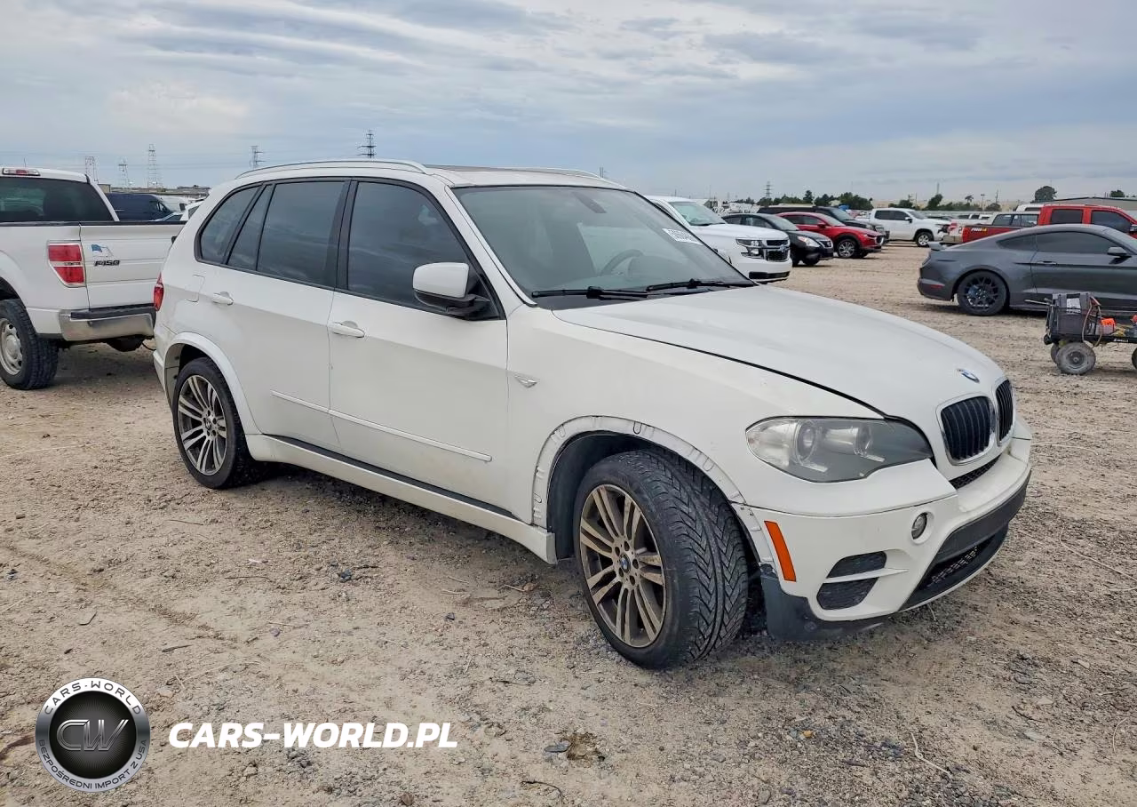 2012 BMW X5 xDrive50I VIN:5UXZV8C54CL425222 - 4