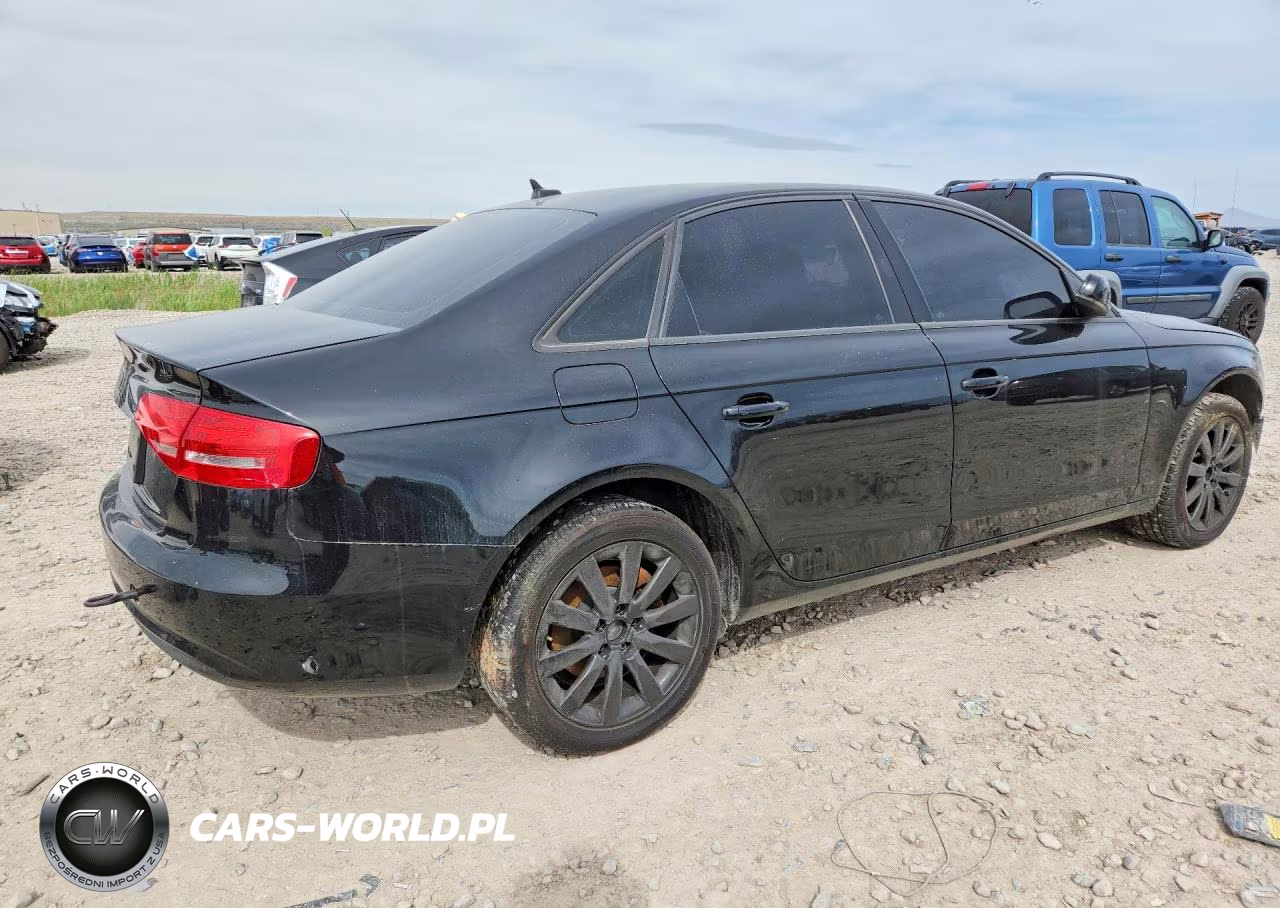 2014 Audi A4 Premium VIN:WAUAFAFLXEN009225 - 3