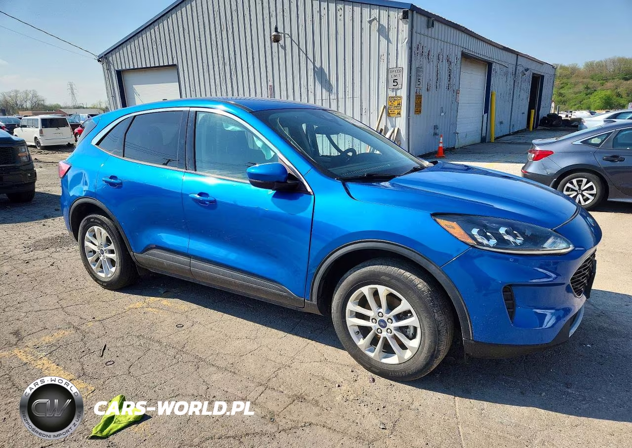 2020 Ford Escape Se VIN:1FMCU9G60LUA71434 - 4