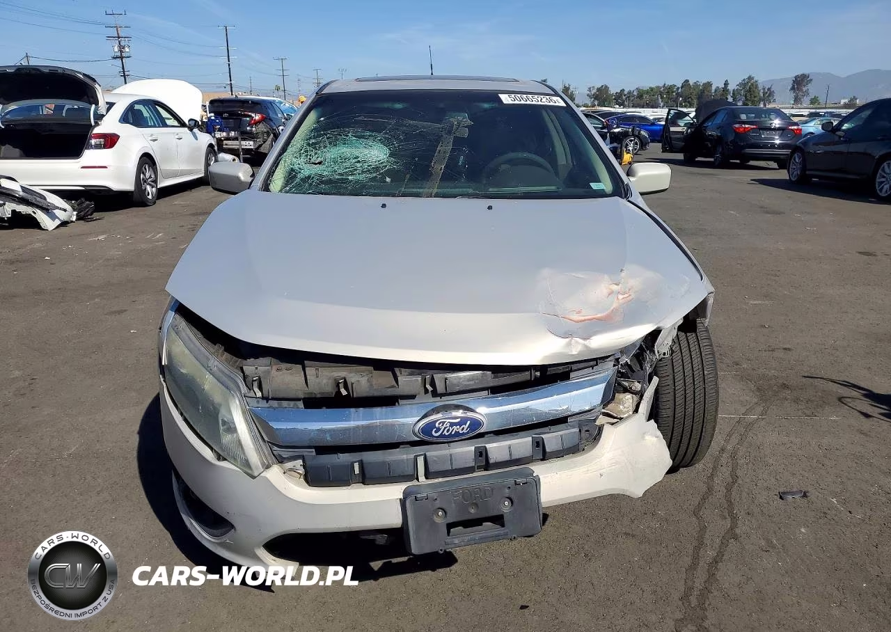 2010 Ford Fusion VIN:3FAHP0HA1AR382817 - 5