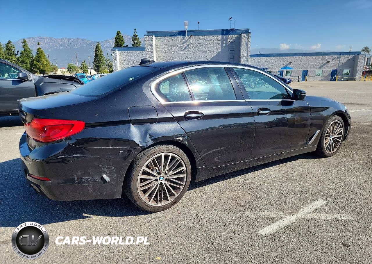 2018 BMW 530 I VIN:WBAJA5C57JWA36465 - 3