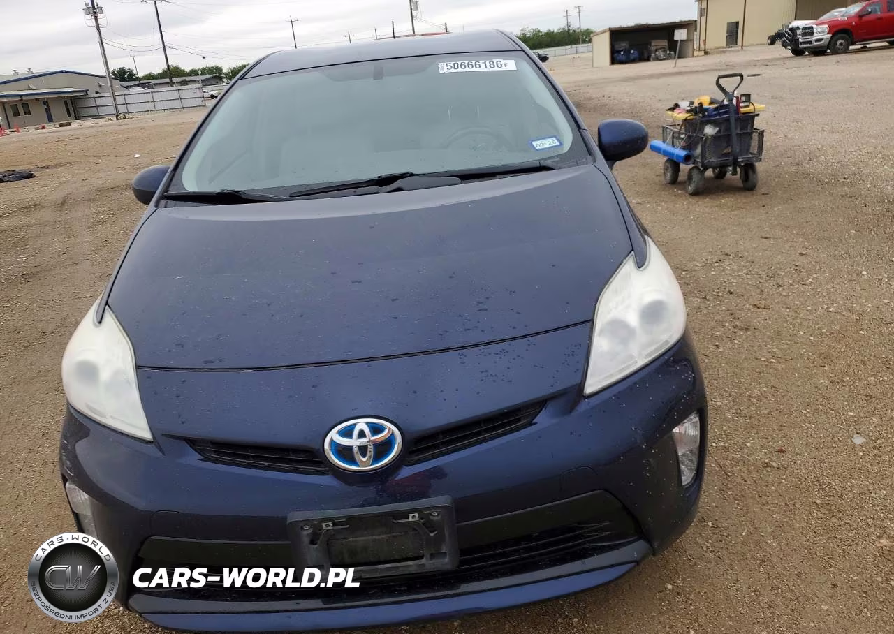 2013 Toyota Prius Four VIN:JTDKN3DUXD0344367 - 5